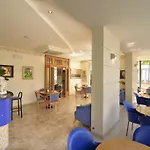 Ave Hotel Rímini