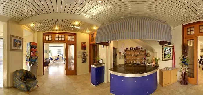 Ave Hotel Rimini